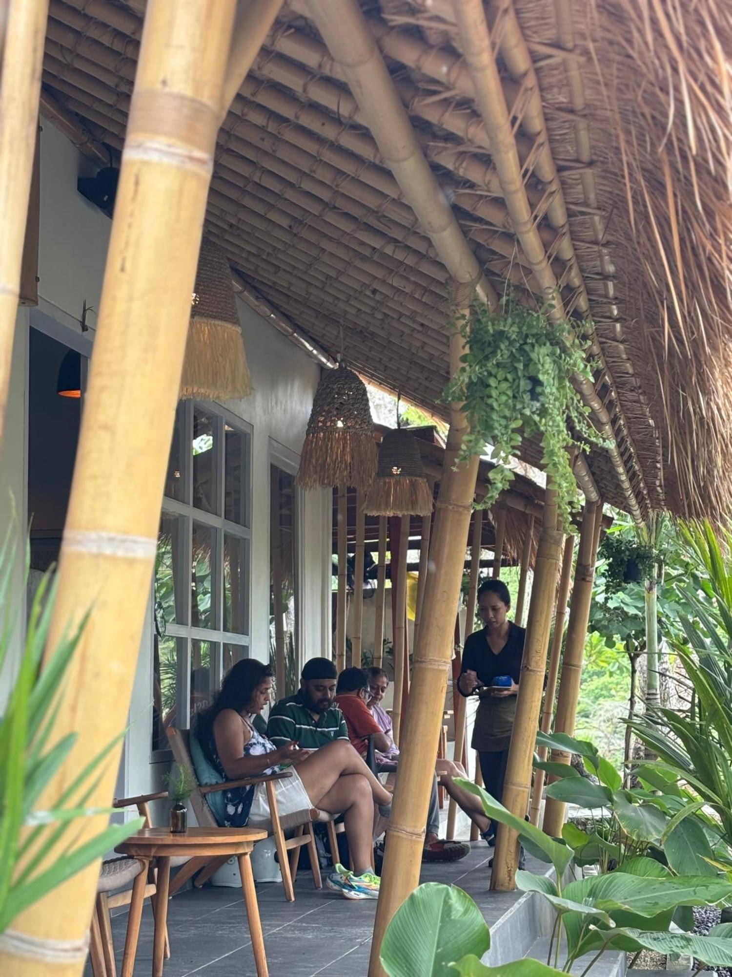 Kaje Cottage & Restaurant Tanglad Exterior foto